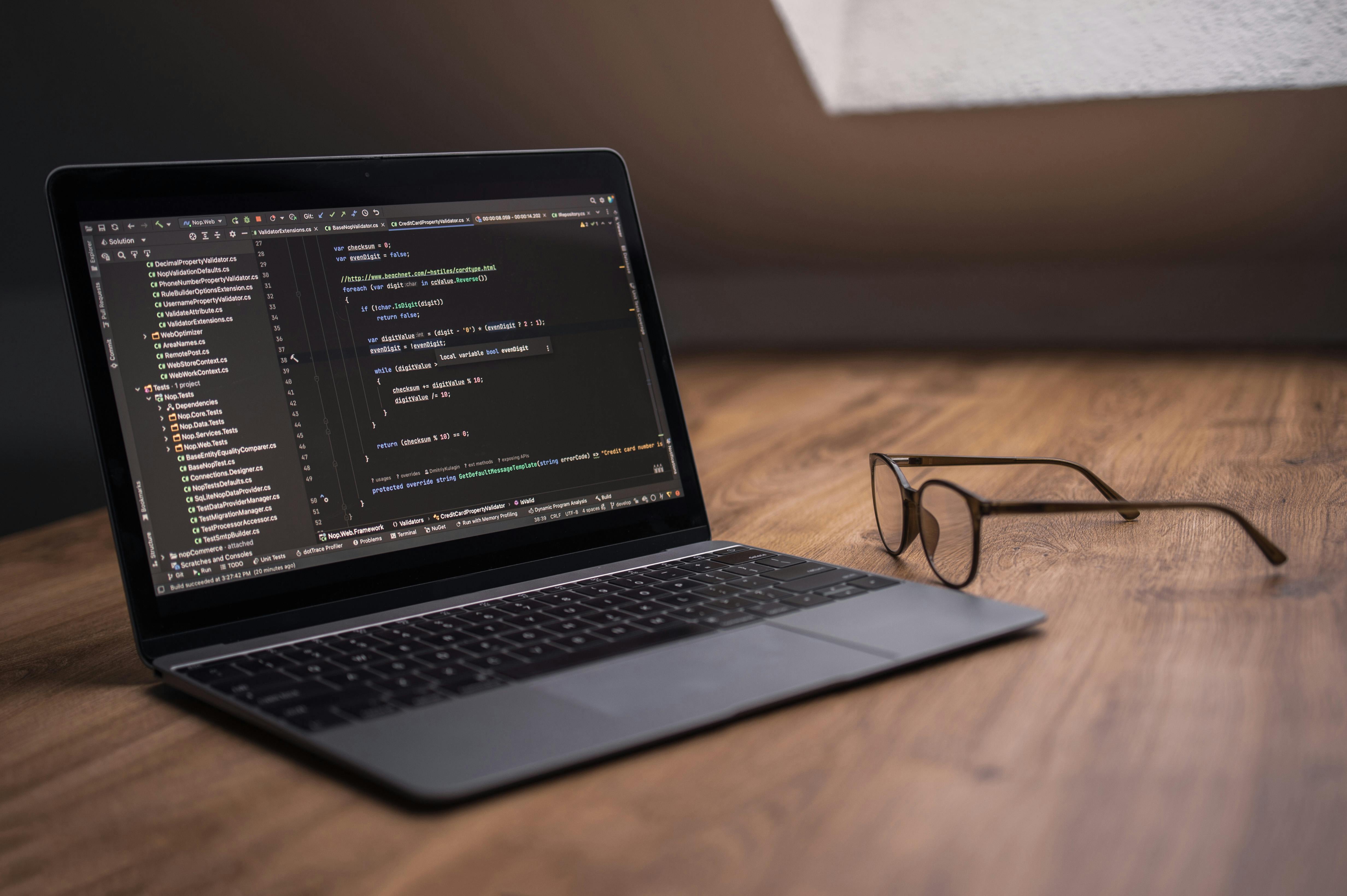 Is It Ever OK to Fake Your Slack Status? An Ethical and Practical Guide